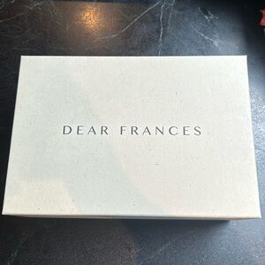 Dear Frances, Balm slide in white, size 37. Never been worn!